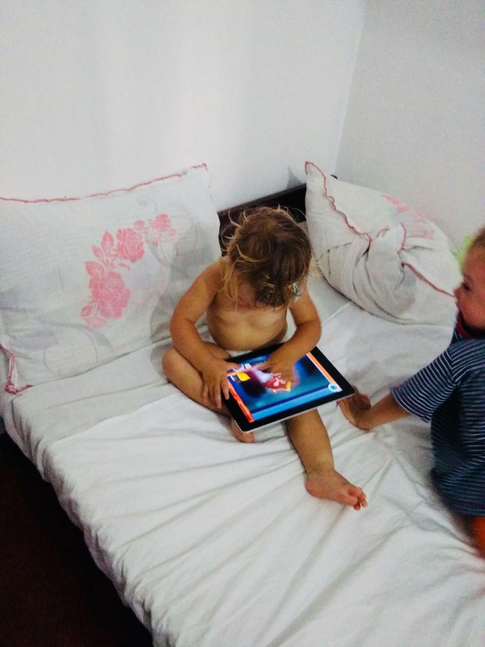 Hikkaduwa Backyard Beach Homestay Galle Ngoại thất bức ảnh